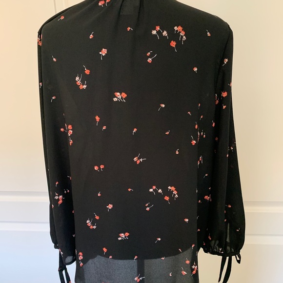 Black Floral Top - Picture 8 of 10